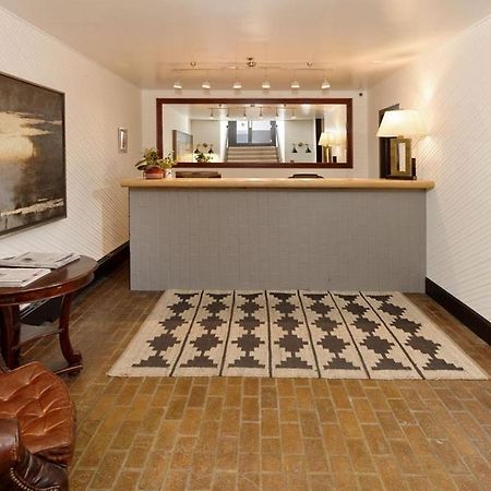אספן Independence Square 213, Spacious Hotel Room With 2 Queen Beds, Wet Bar, And Sitting Area מראה חיצוני תמונה